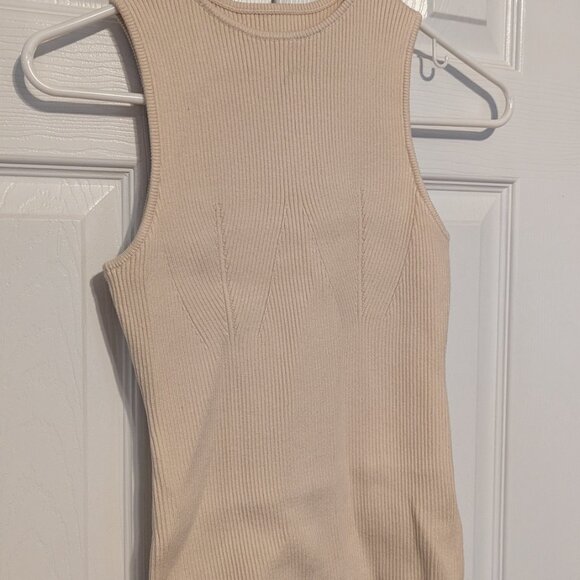 Solid Basic Tank Top - Picture 3 of 7